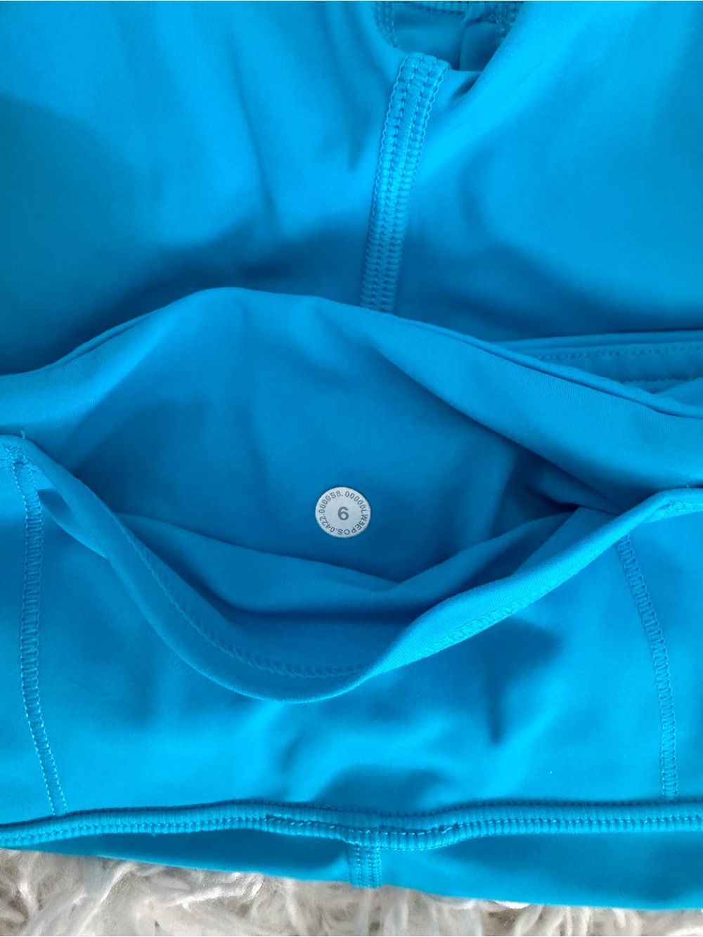 Lululemon Wunder Train Leggings - Picture 2 of 4